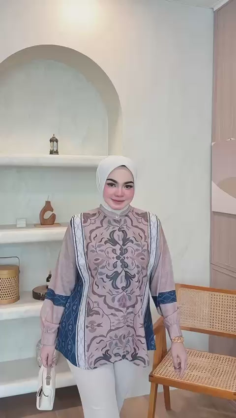 Sandra Shirt V7 – Modern Elegance